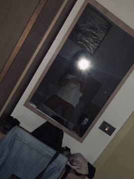 Public Photo of Blondi